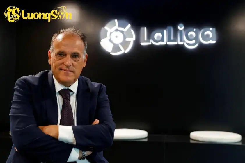 Chính sách quản lý tài chính của chủ tịch La Liga Javier Tebas đang bị phản đối. (Ảnh: Daily Mail)